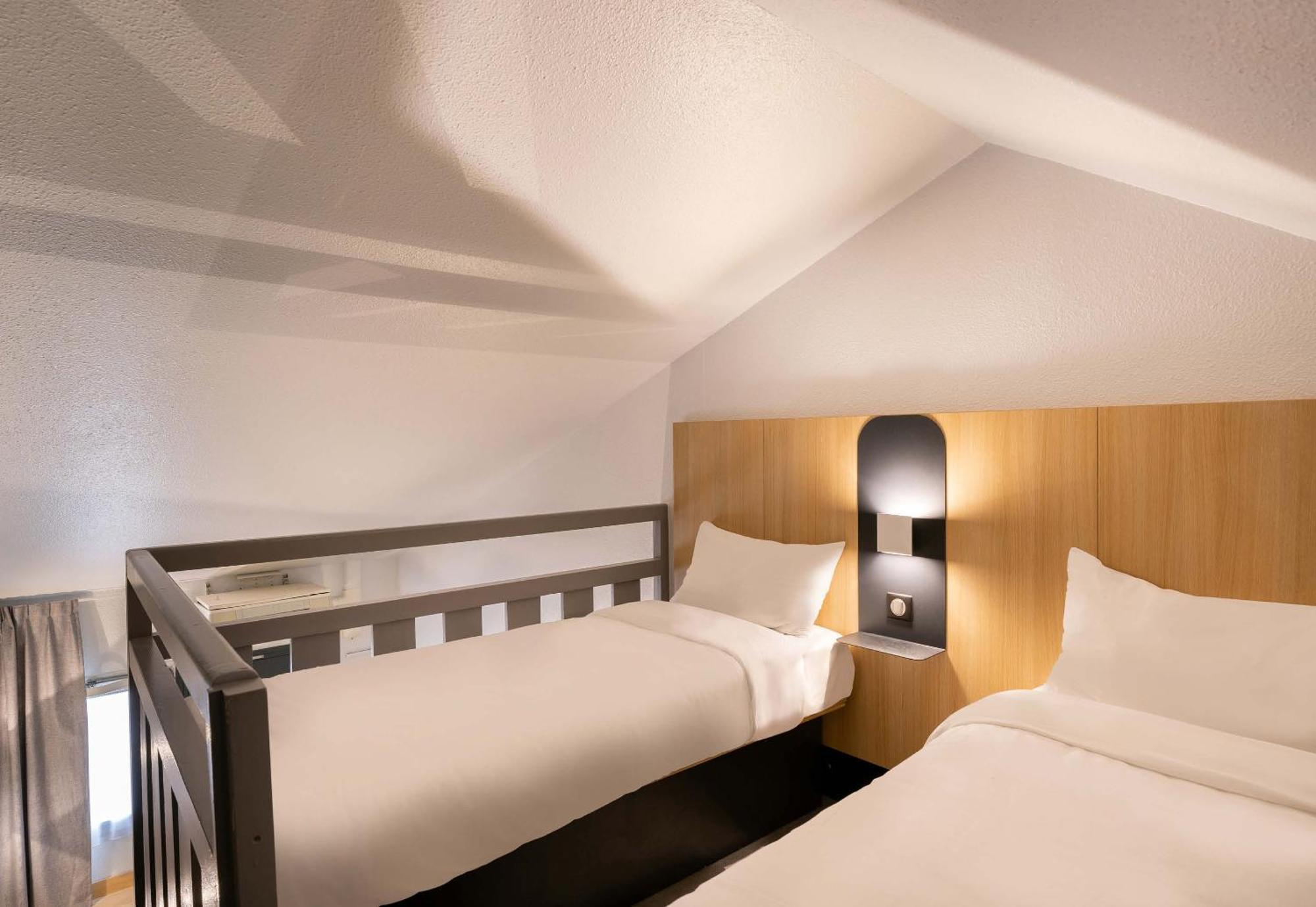 B&B Hotel Lorient Ланестер Екстериор снимка